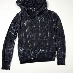 Young Fabulous & Broke Black Marble Wash Hoodie Sweater Size Medium NWT